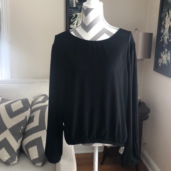 Ann Taylor Loft Black V Back Top NWT - Picture 1 of 4